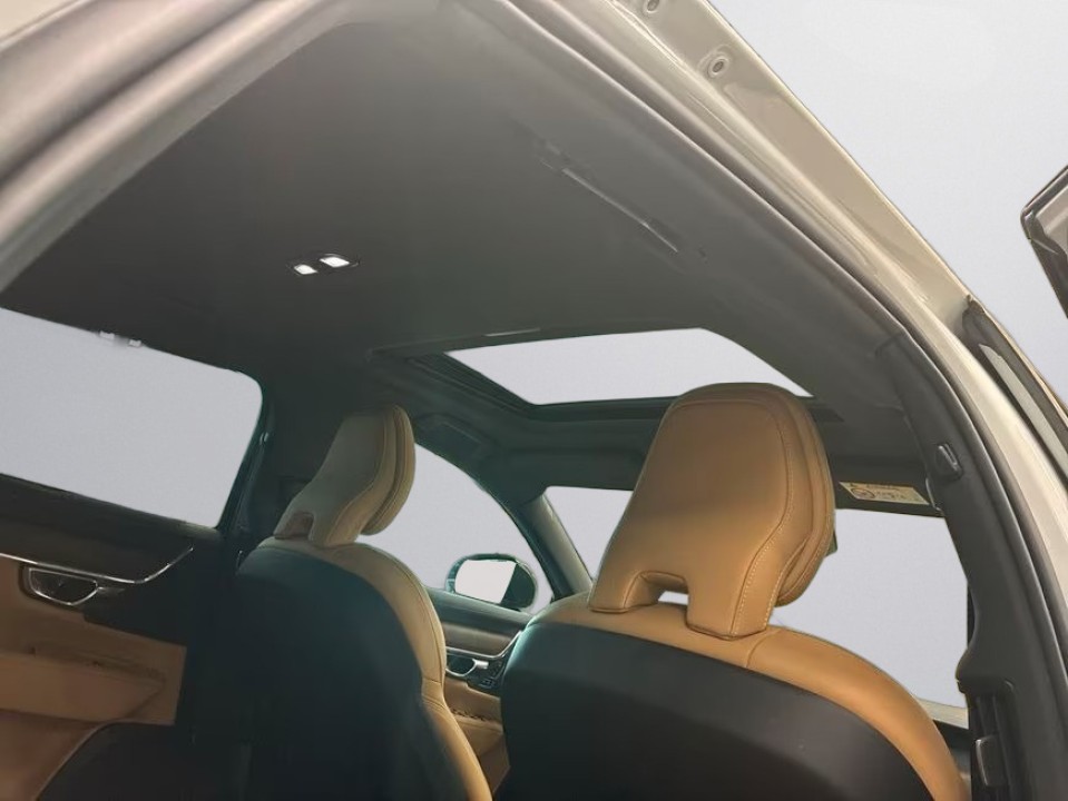 Volvo S90 T8 Recharge AWD Ultimate Dark - foto 18