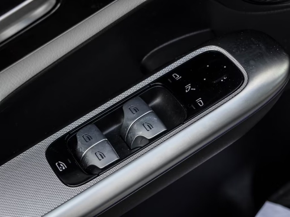 Mercedes-Benz GLC 300d 4MATIC AMG Line - foto 13