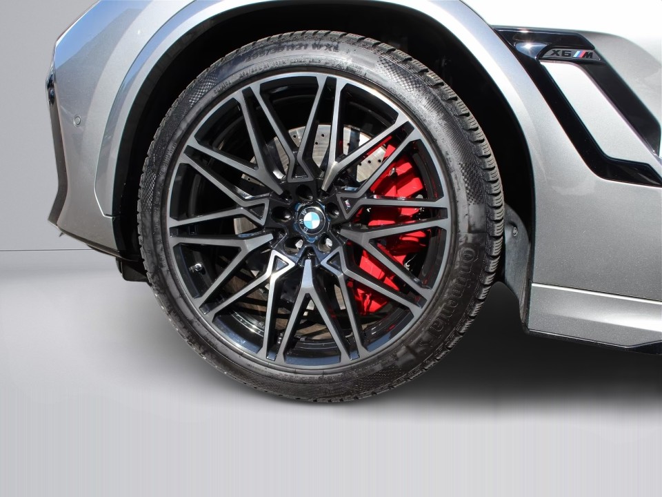 BMW X6 M Competition - foto 12