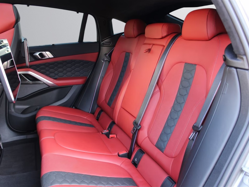 BMW X6 M Competition - foto 10