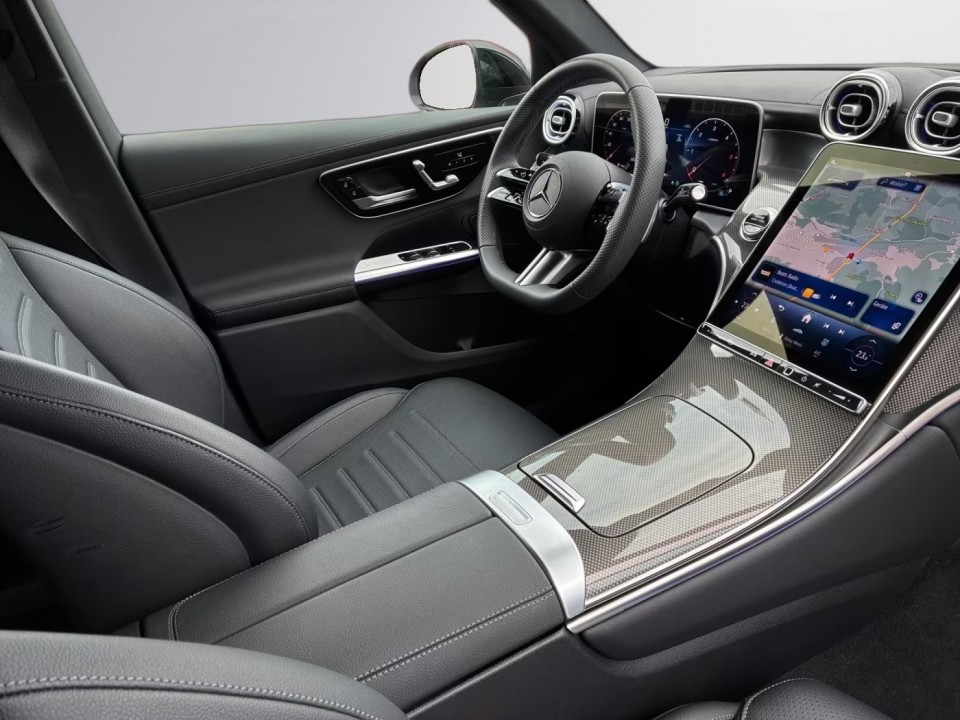 Mercedes-Benz GLC 300d 4MATIC AMG Line - foto 8