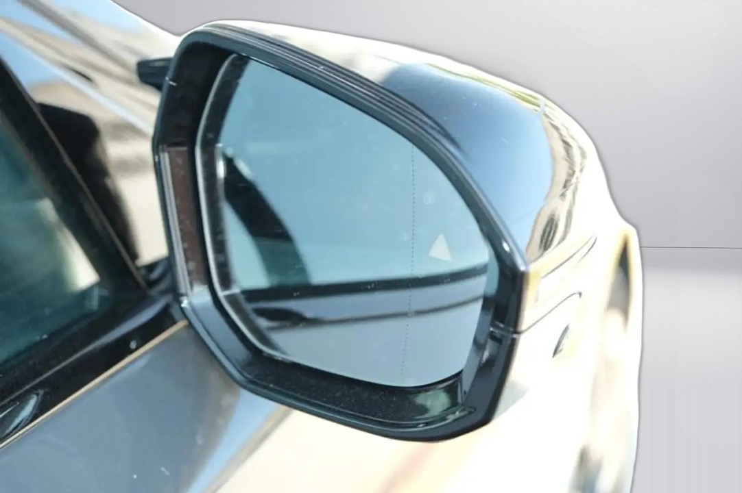 BMW Seria 7 M760e xDrive - foto 12