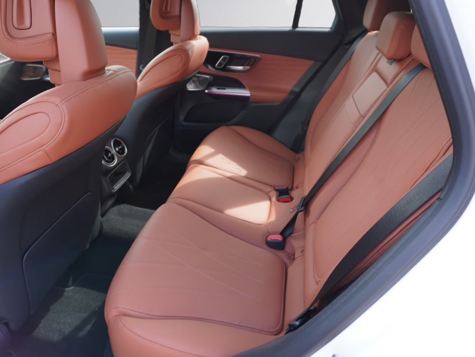 Mercedes-Benz GLC AMG 63 S 4MATIC+ E-Performance - foto 18