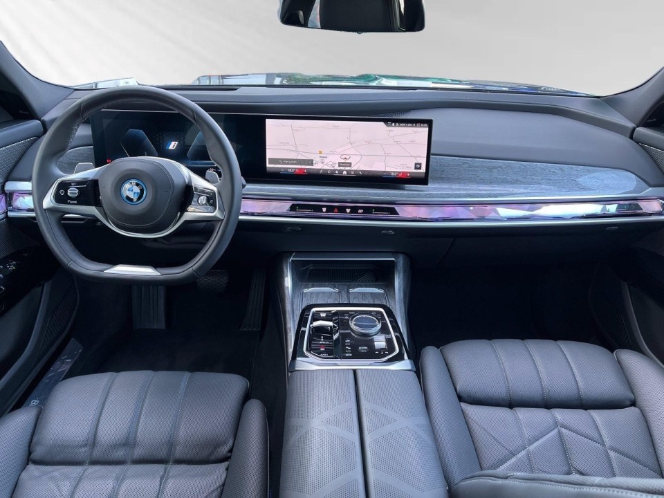 BMW Seria 7 750e xDrive - foto 7