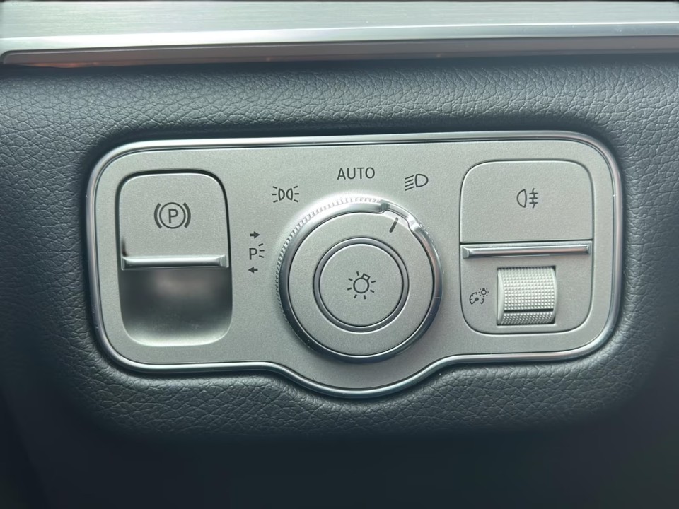 Mercedes-Benz GLE 350de - foto 19