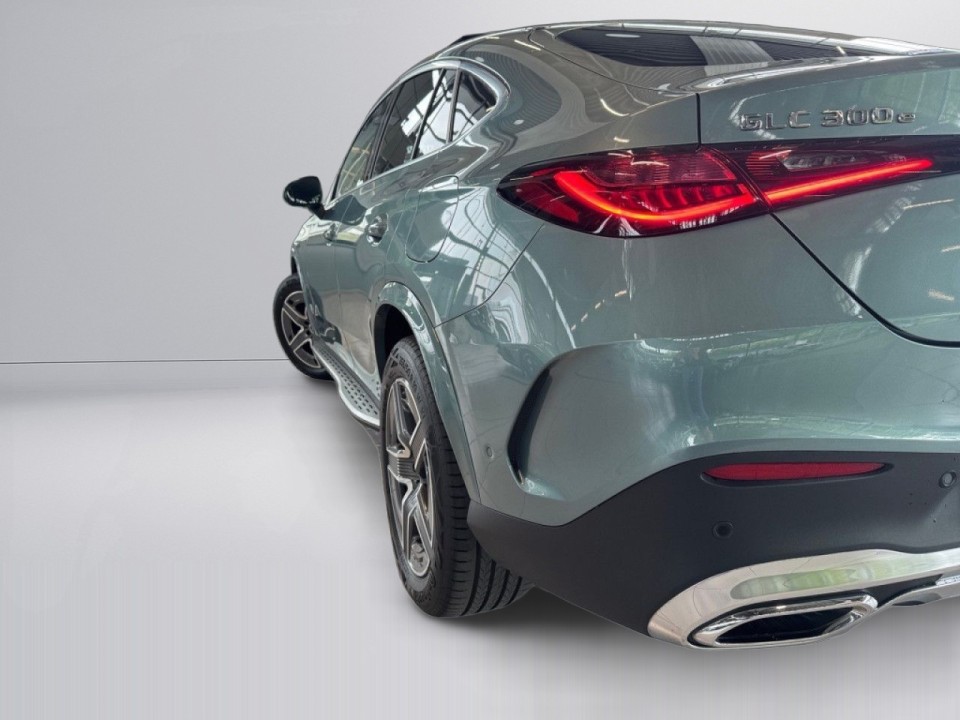 Mercedes-Benz GLC 300e 4MATIC - foto 18