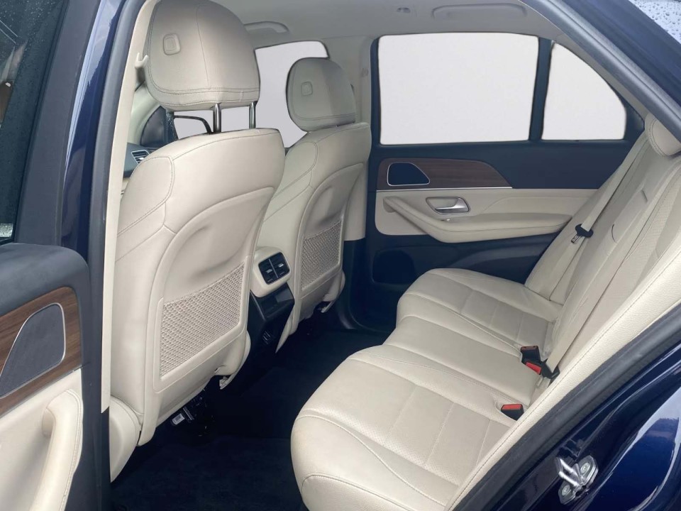 Mercedes-Benz GLE 350de - foto 13