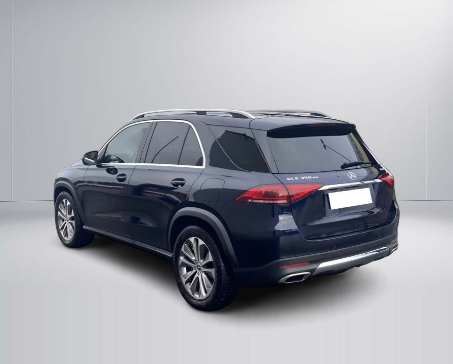 Mercedes-Benz GLE 350de - foto 8