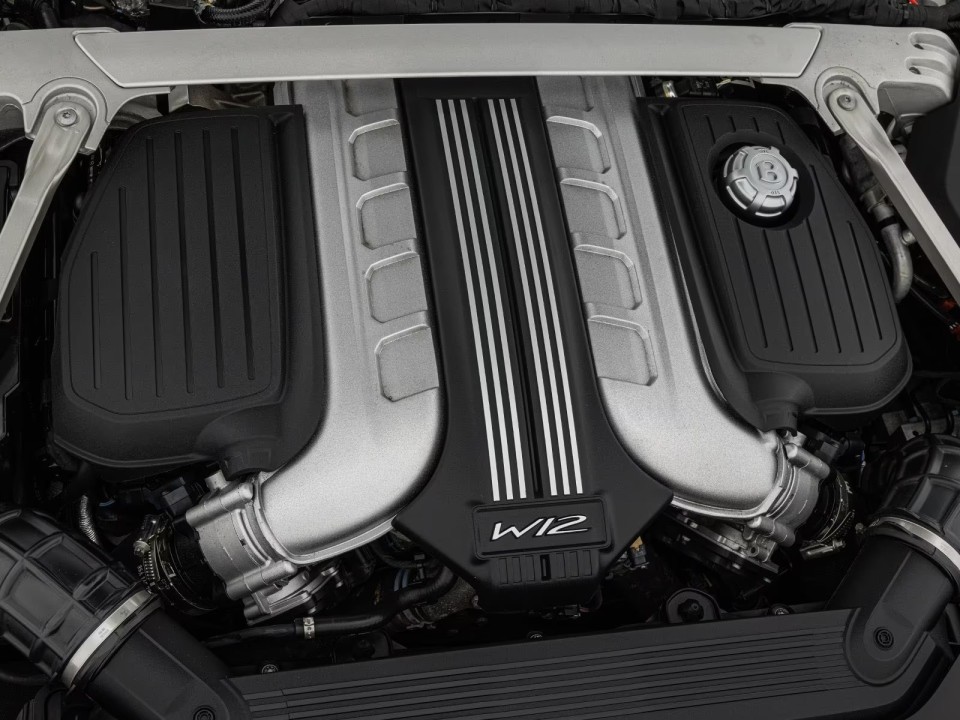 Bentley Flying Spur Speed - foto 29