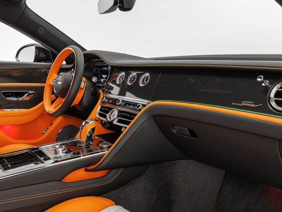 Bentley Flying Spur - foto 12