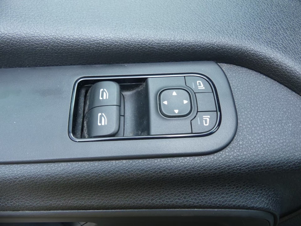 Mercedes-Benz Sprinter 317 CDI - foto 17