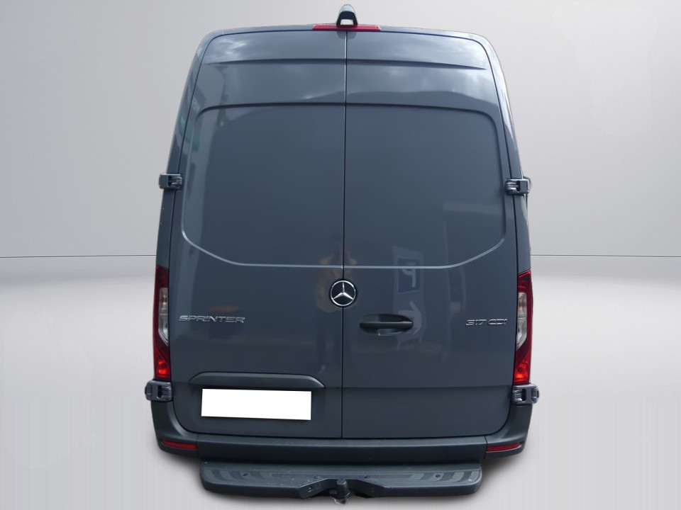 Mercedes-Benz Sprinter 317 CDI (4)