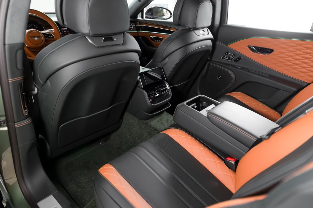 Bentley Flying Spur S V8 - foto 9