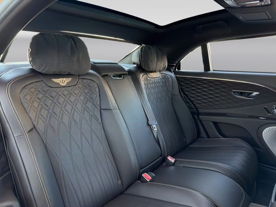 Bentley Flying Spur Hybrid - foto 9