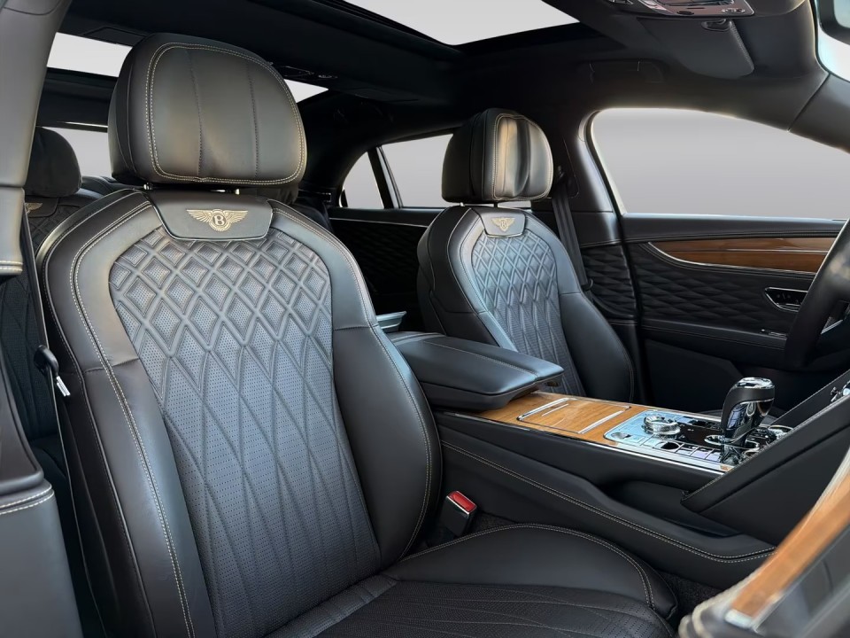 Bentley Flying Spur Hybrid - foto 10
