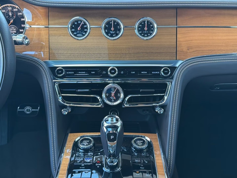 Bentley Flying Spur Hybrid - foto 14