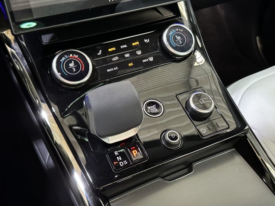 Land Rover Range Rover Sport D300 Dynamic HSE - foto 25