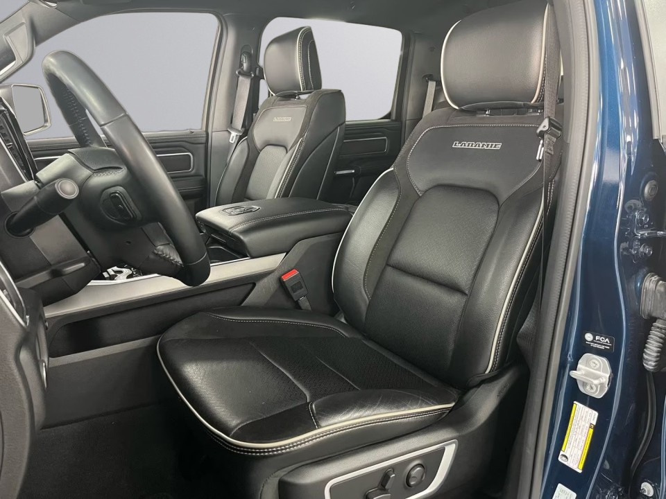 Dodge RAM 1500 Laramie - foto 9