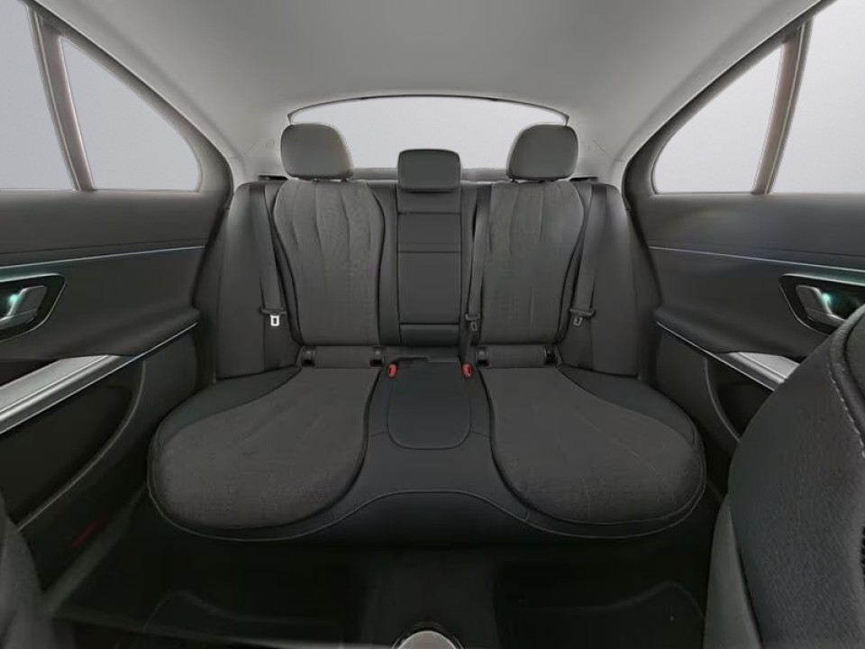 Mercedes-Benz E 300e Avantgarde (4)