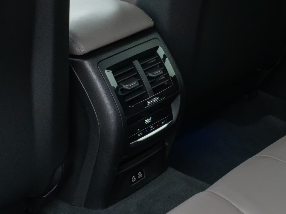 BMW X3 M Competition - foto 29