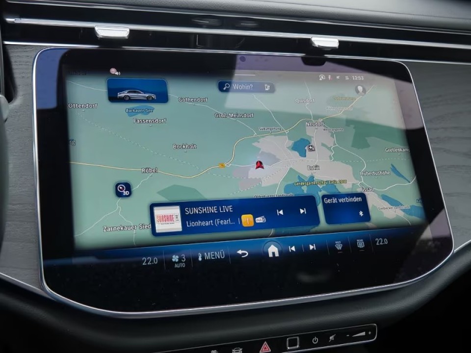 Mercedes-Benz E 400e 4MATIC - foto 13