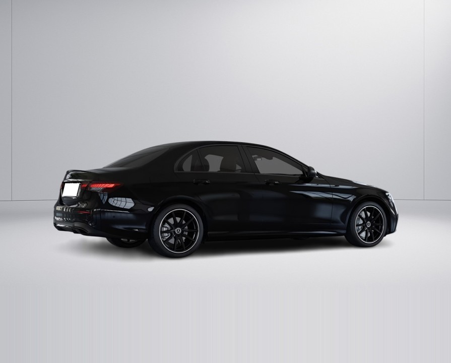 Mercedes-Benz E 300de AMG Line (4)
