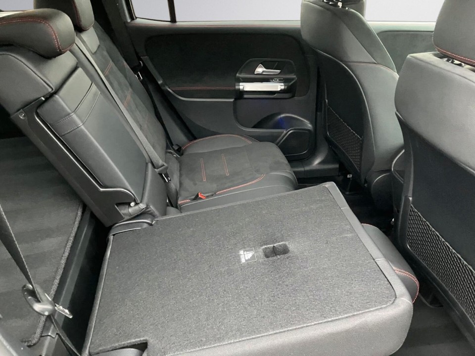 Mercedes-Benz GLB 180 AMG Line (5)
