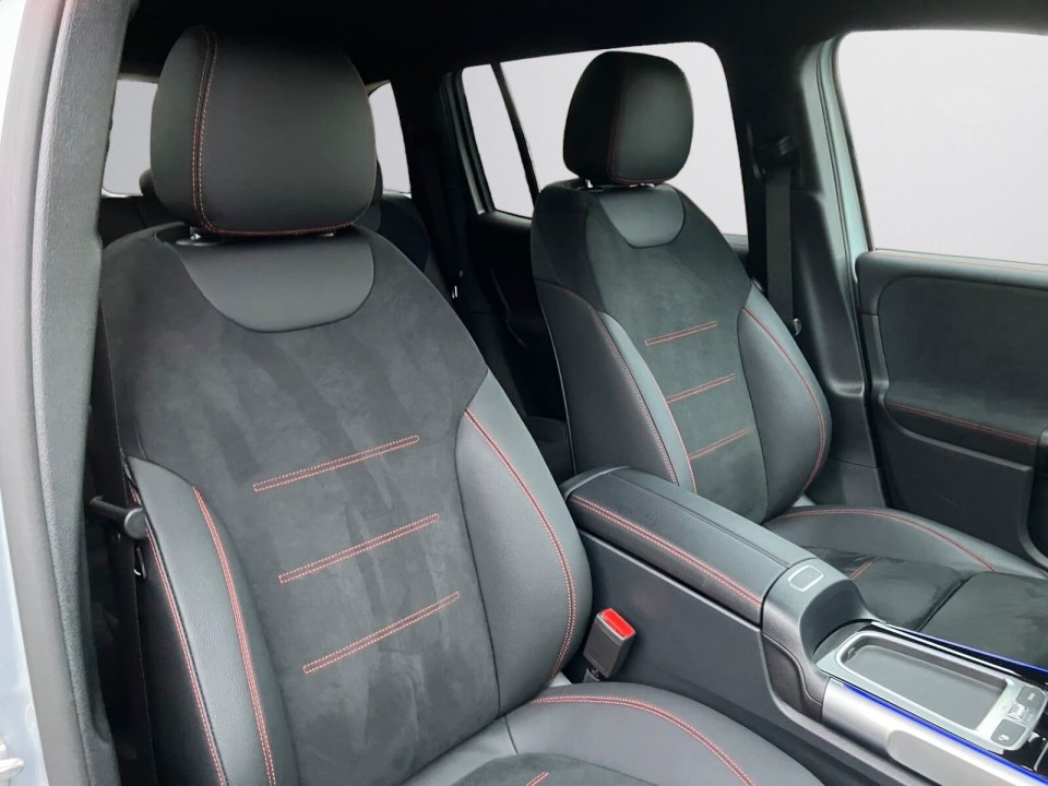 Mercedes-Benz GLB 180 AMG Line - foto 7