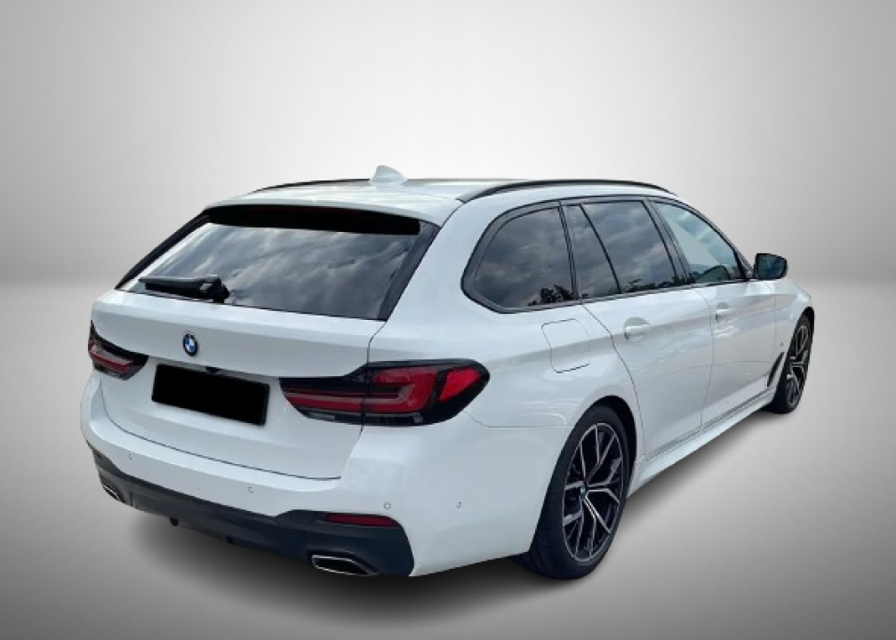 BMW Seria 5 520d Touring M-Sport - foto 7