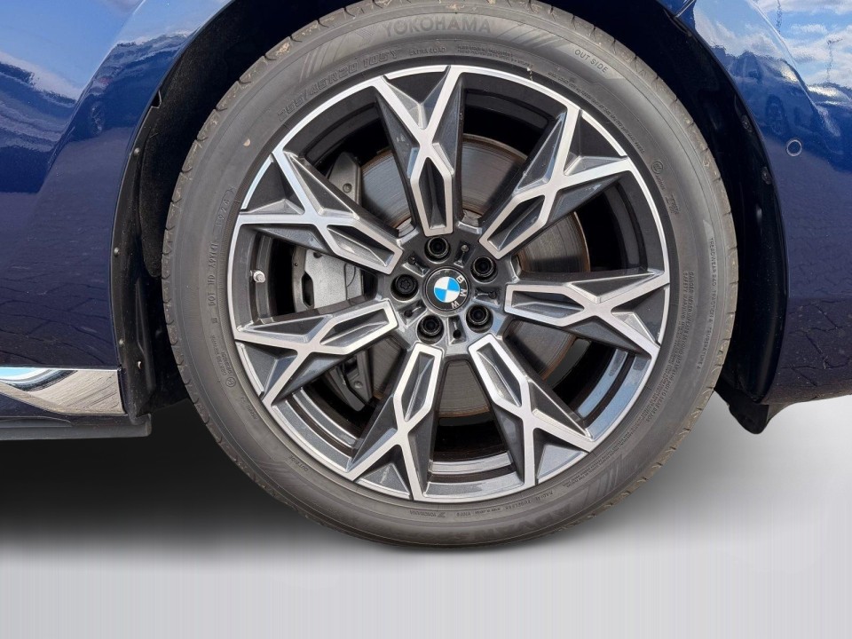 BMW Seria 7 750e xDrive - foto 15