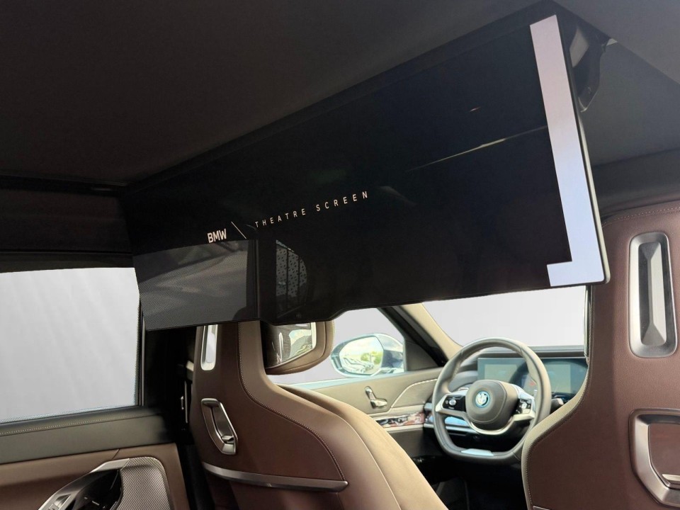 BMW Seria 7 750e xDrive - foto 10