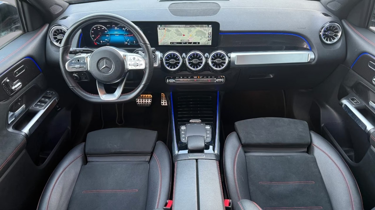 Mercedes-Benz GLB 200d AMG Line - foto 17