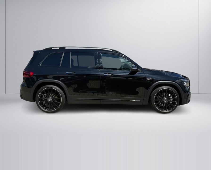 Mercedes-Benz GLB AMG 35 4MATIC (2)