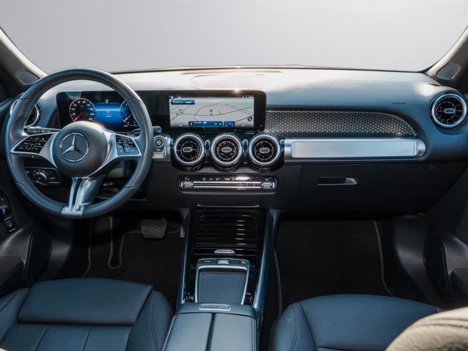 Mercedes-Benz GLB 220d 4MATIC Progressive - foto 8