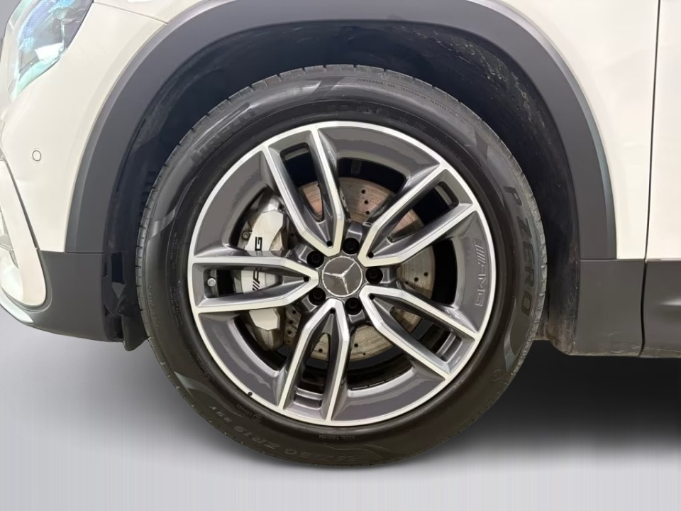 Mercedes-Benz GLB AMG 35 4MATIC - foto 16