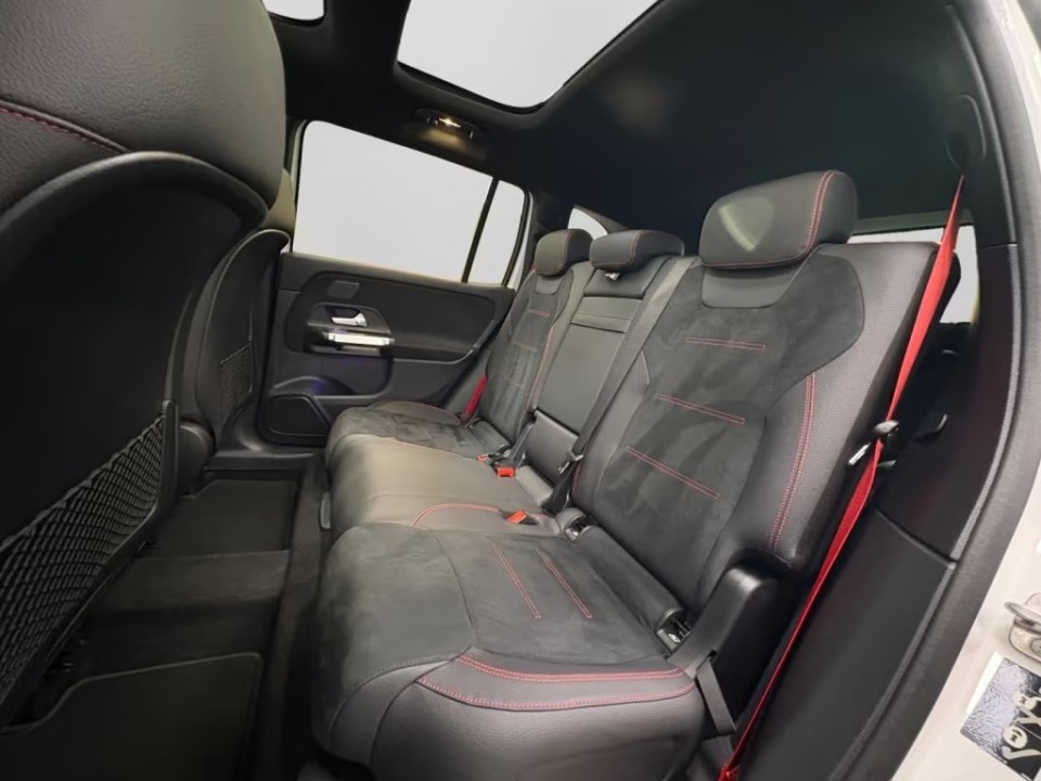Mercedes-Benz GLB AMG 35 4MATIC - foto 14