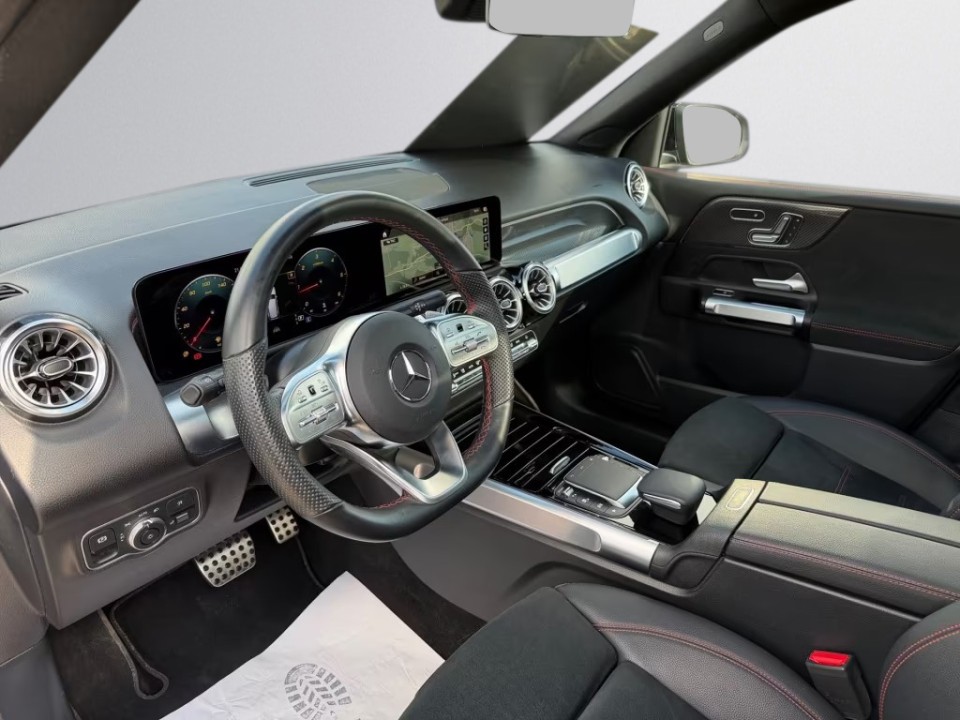 Mercedes-Benz GLB (5)