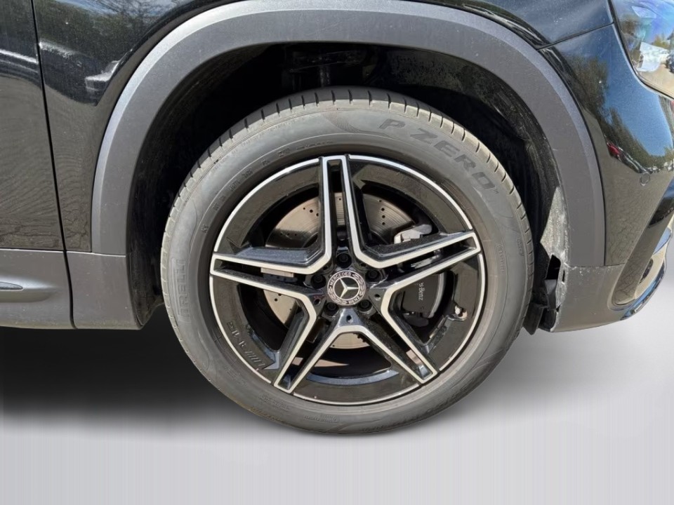 Mercedes-Benz GLB 220d 4MATIC AMG Line - foto 21