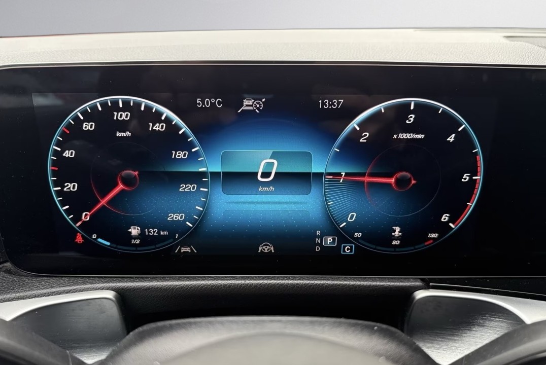 Mercedes-Benz GLB 220d 4MATIC - foto 9
