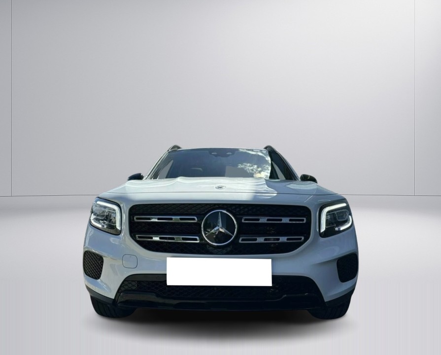 Mercedes-Benz GLB 220d 4MATIC (2)