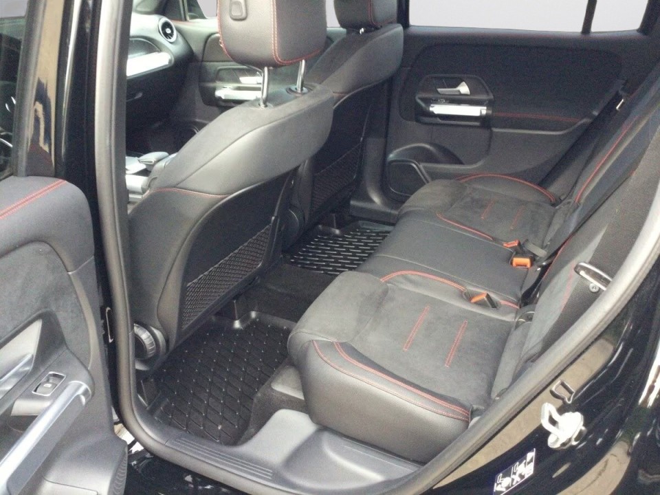 Mercedes-Benz GLB 220d 4MATIC AMG Line - foto 6