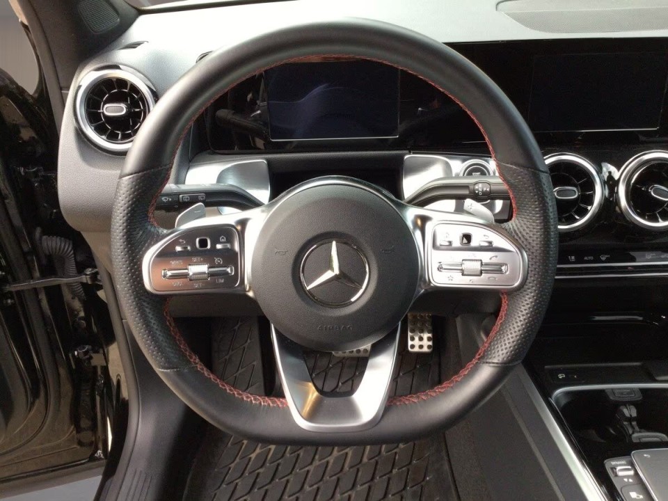 Mercedes-Benz GLB 220d 4MATIC AMG Line - foto 8