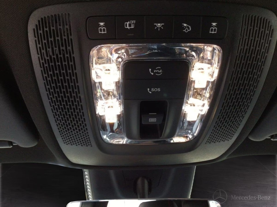 Mercedes-Benz GLB 220d 4MATIC AMG Line - foto 11