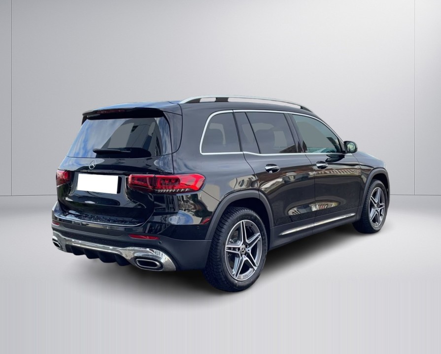 Mercedes-Benz GLB 250 4MATIC AMG Line (3)