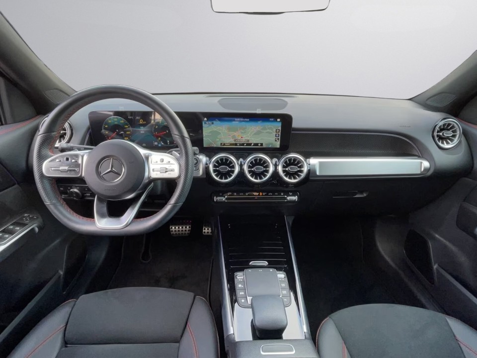 Mercedes-Benz GLB 250 4MATIC AMG Line - foto 12