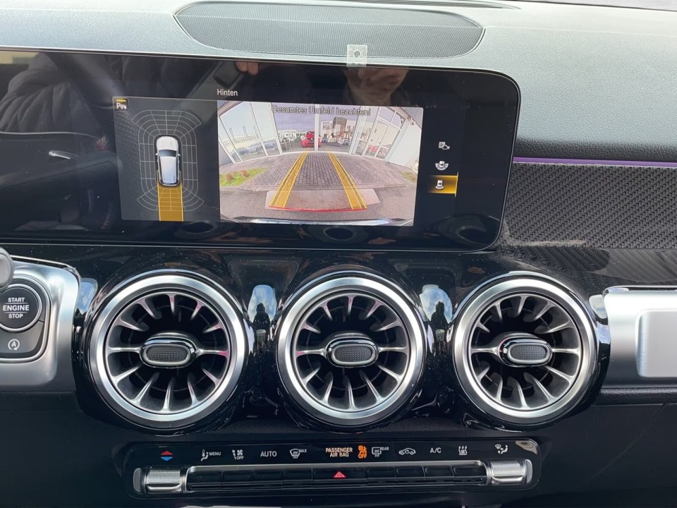Mercedes-Benz GLB 250 4MATIC AMG Line - foto 16