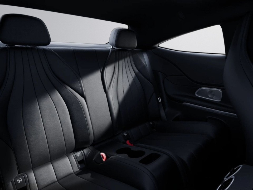 Mercedes-Benz CLE 300 4MATIC - foto 12