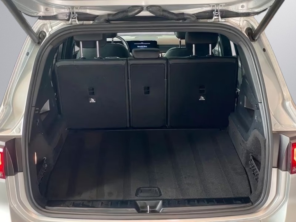 Mercedes-Benz GLB 250 4MATIC AMG - foto 19
