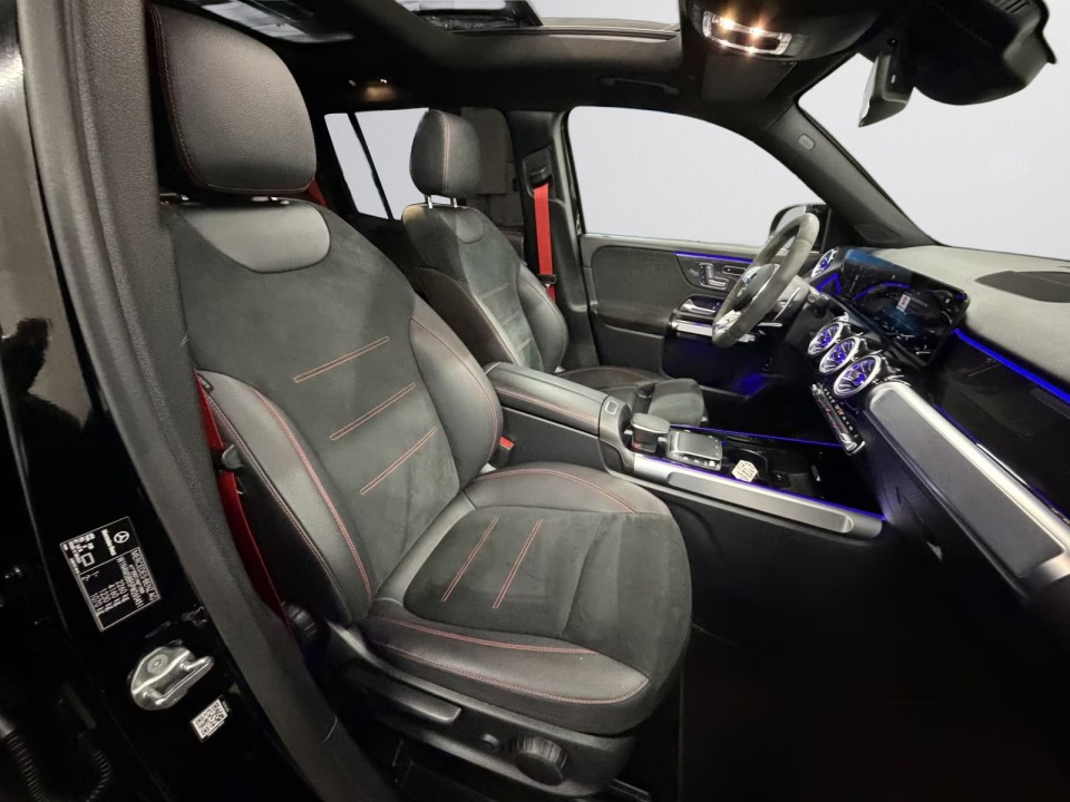 Mercedes-Benz GLB AMG 35 4MATIC - foto 11