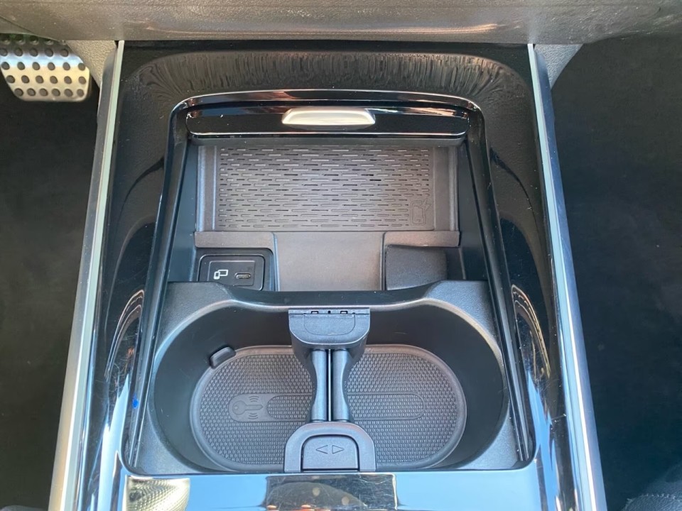 Mercedes-Benz GLB 220d 4MATIC AMG Line - foto 12
